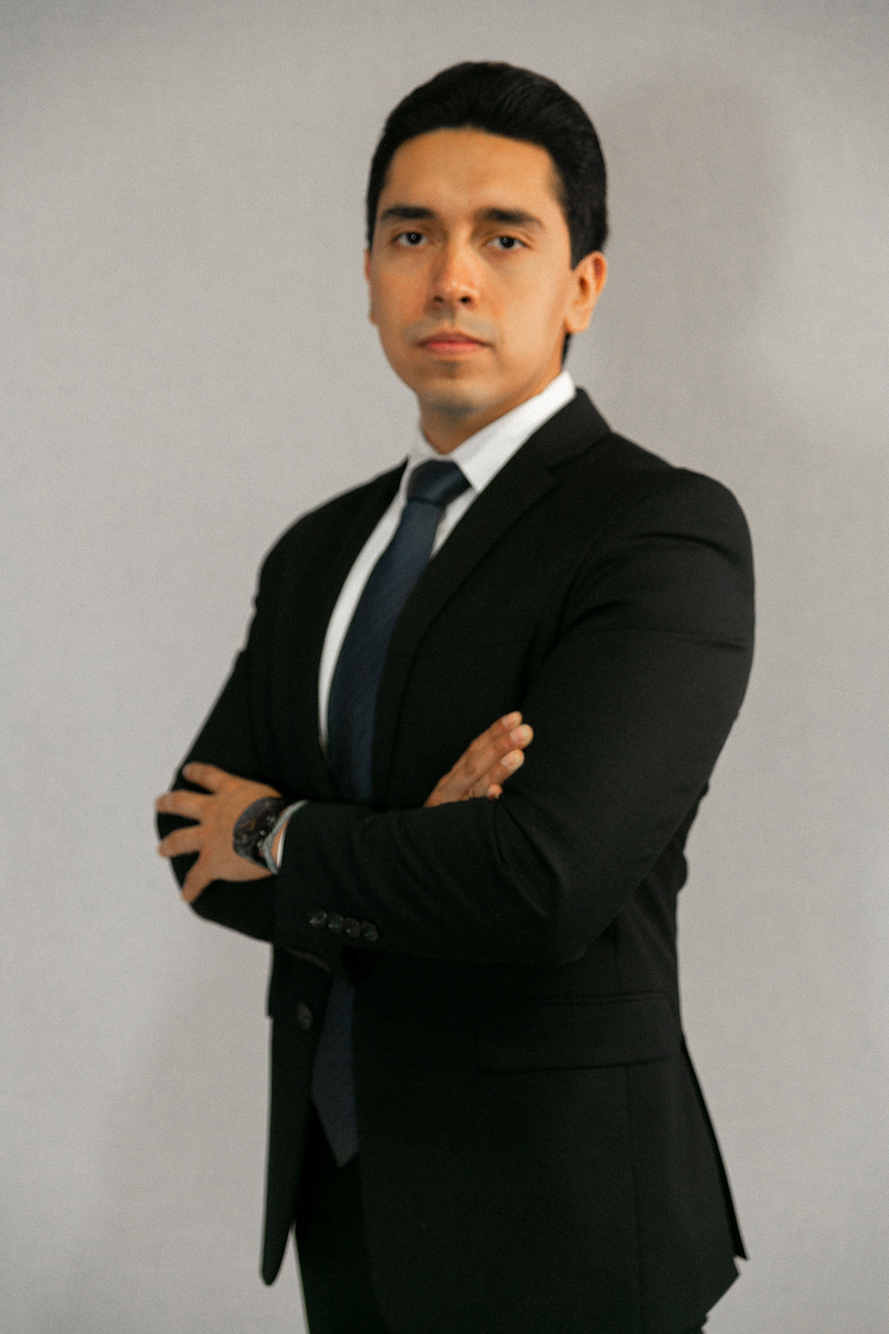 Salvador Alejandro Morales Gomez, Abogado en Flores Gallegos Abogados
